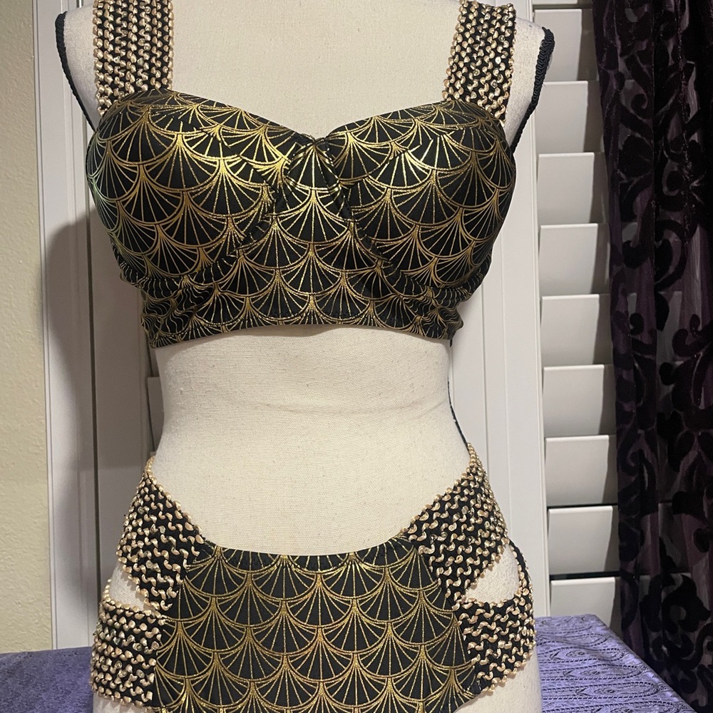 Women’s Metallic Print Wide Strap Cheeky Bottom  Gold & Black Bikini Set